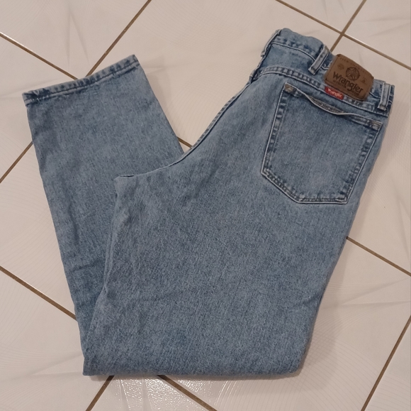 Wrangler Other - 4/$60 Light Blue Wrangler Jeans - Size 38x32
